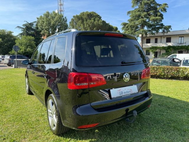 VOLKSWAGEN Touran usata, con Autoradio