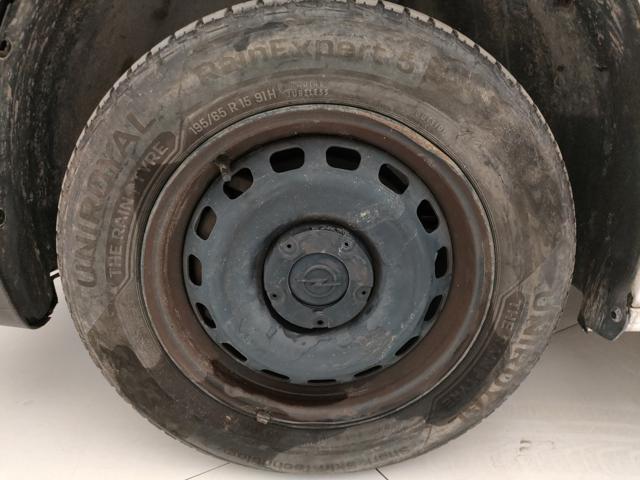 OPEL Combo usata, con Volante multifunzione