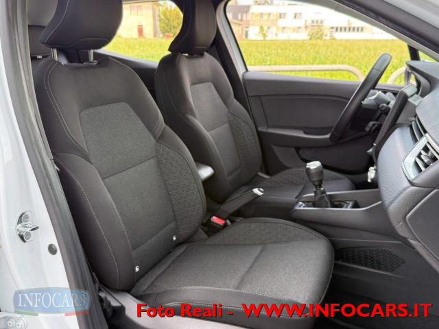 RENAULT Clio usata, con Autoradio