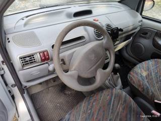 RENAULT Twingo usata, con Lettore CD