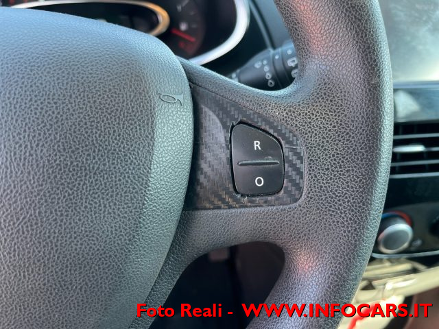 RENAULT Clio usata, con Bluetooth