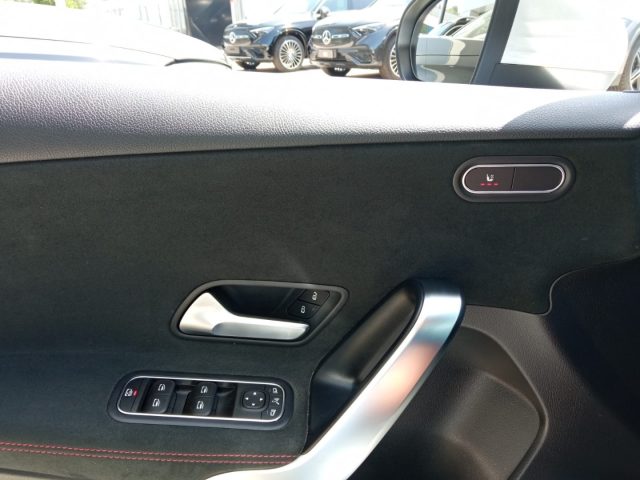 MERCEDES-BENZ A 180 usata, con Servosterzo