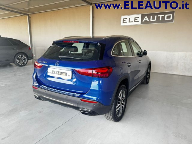 MERCEDES-BENZ GLA 250 usata, con Cerchi in lega