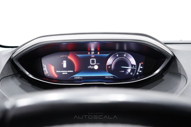PEUGEOT 3008 usata, con Volante in pelle