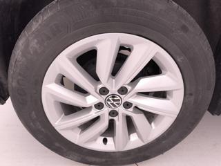 VOLKSWAGEN T-Cross usata, con Sedile posteriore sdoppiato