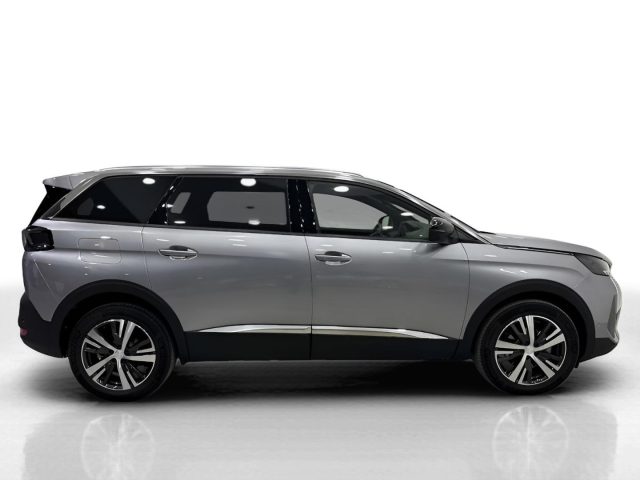 PEUGEOT 5008 usata, con Volante multifunzione