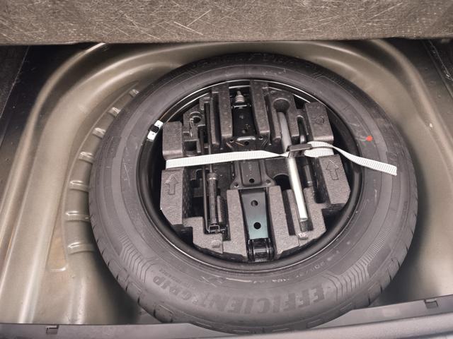 SKODA Octavia usata, con Bracciolo