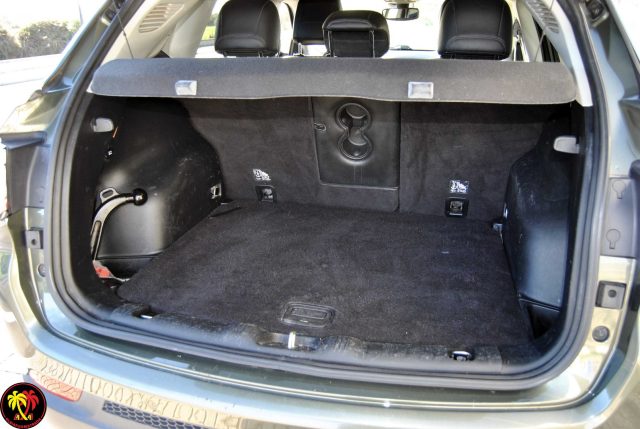 JEEP Compass usata, con Autoradio digitale