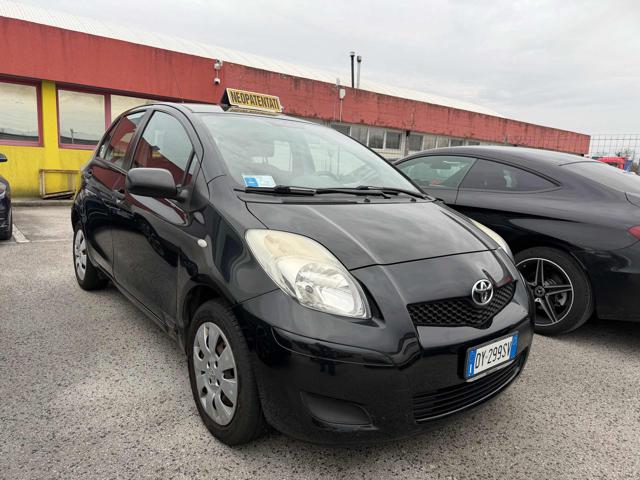TOYOTA Yaris usata, con Airbag