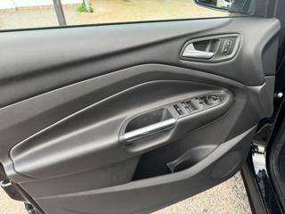 FORD Kuga usata, con Sedile posteriore sdoppiato