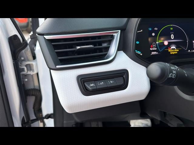 RENAULT Clio usata, con Specchietti laterali elettrici