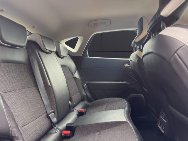 RENAULT Captur usata, con Volante multifunzione