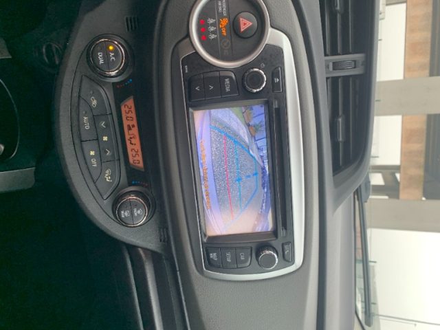 TOYOTA Yaris usata, con Sistema di navigazione