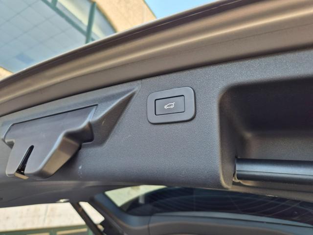LAND ROVER Discovery Sport usata, con Regolazione elettrica sedili