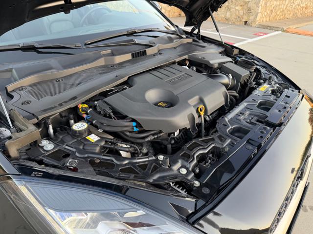 JAGUAR E-Pace usata, con Controllo vocale