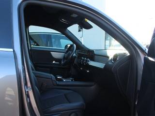 MERCEDES-BENZ GLB 180 usata, con Volante in pelle