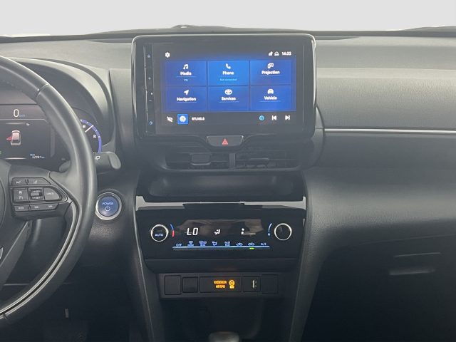 TOYOTA Yaris Cross usata 15