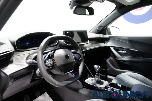 PEUGEOT 2008 usata, con Autoradio