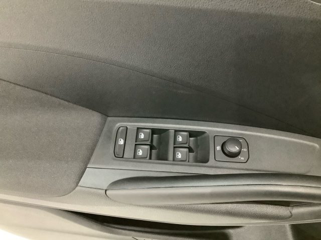 SKODA Fabia usata, con Specchietti laterali elettrici