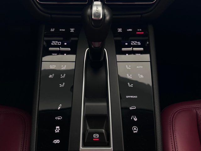 PORSCHE Macan usata, con ESP