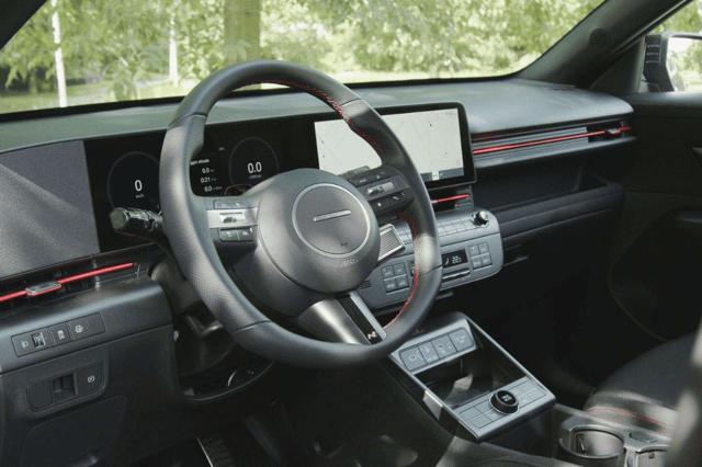 HYUNDAI Kona usata, con Antifurto