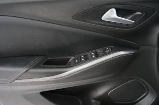 OPEL Grandland X usata 33