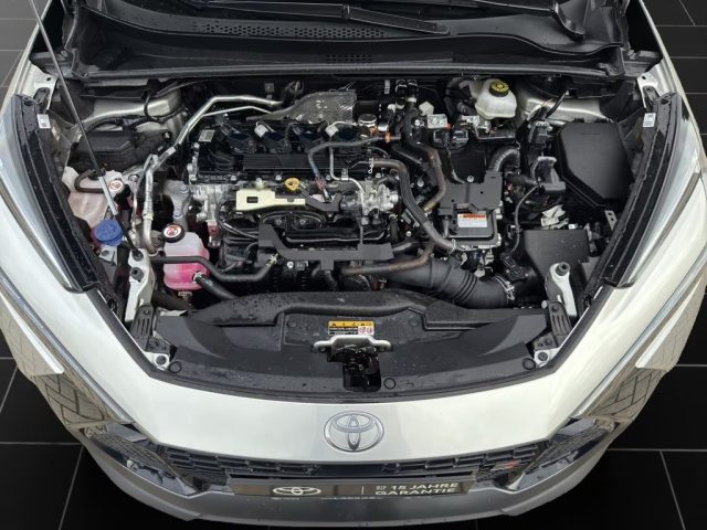 TOYOTA C-HR usata, con Sedili riscaldati