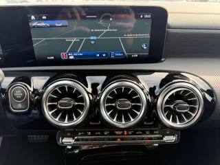 MERCEDES-BENZ CLA 200 usata, con Servosterzo