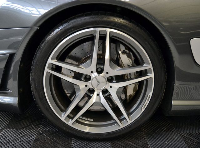 MERCEDES-BENZ SL 63 AMG usata, con Portellone posteriore elettrico