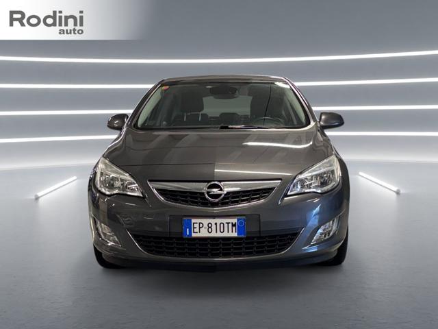 OPEL Astra usata, con Airbag