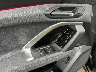 AUDI Q5 usata, con Volante in pelle