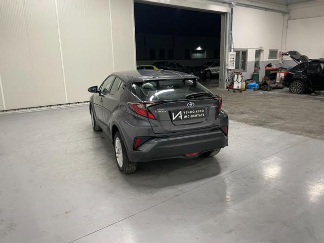 TOYOTA C-HR usata, con Boardcomputer