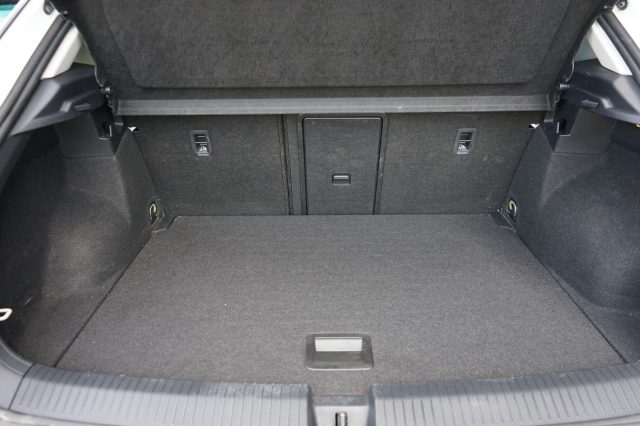 VOLKSWAGEN T-Roc usata, con Frenata d