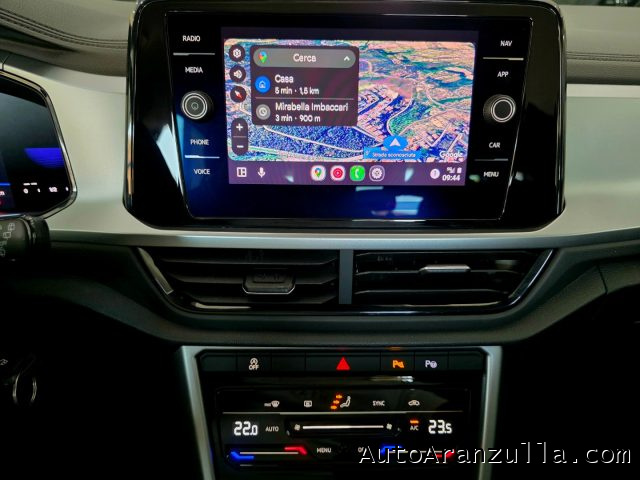 VOLKSWAGEN T-Roc usata, con Park Distance Control