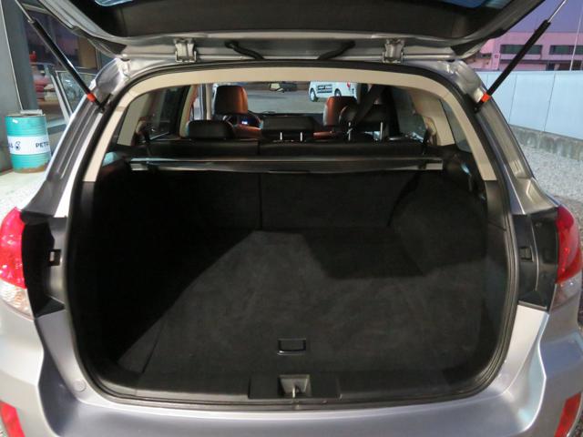SUBARU OUTBACK usata, con Cruise Control
