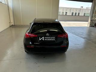 MERCEDES-BENZ A 180 usata, con Cerchi in lega