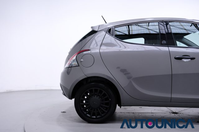 LANCIA Ypsilon usata 42