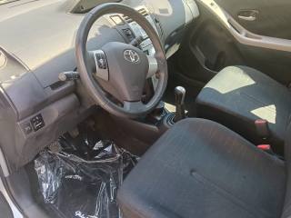 TOYOTA Yaris usata, con Climatizzatore