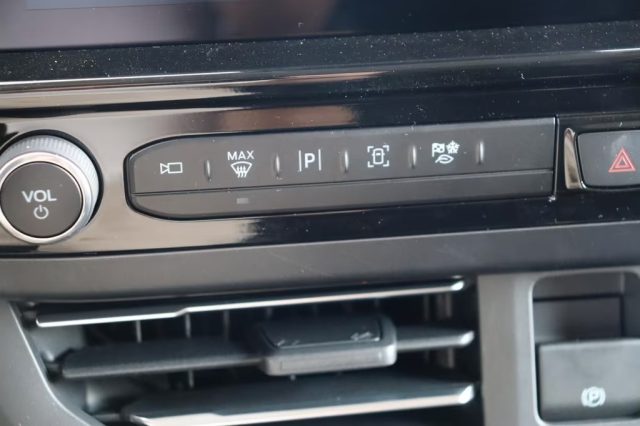 FORD Tourneo Custom usata, con Luci diurne LED