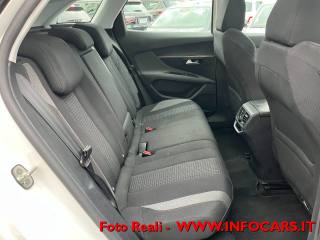 PEUGEOT 3008 usata, con Boardcomputer