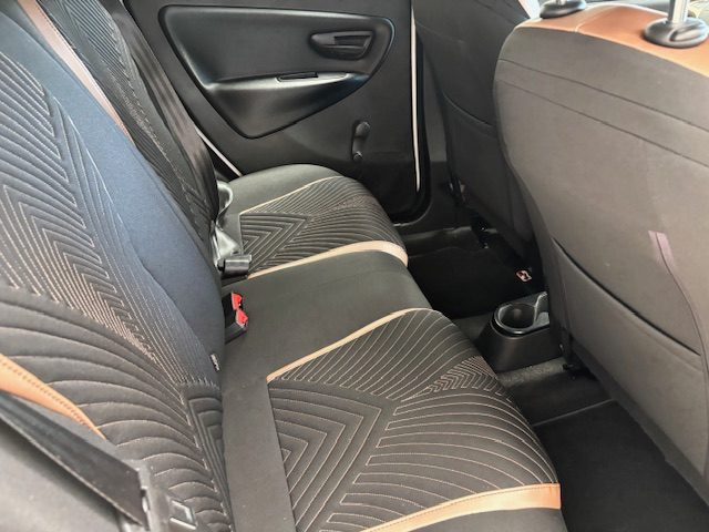 LANCIA Ypsilon usata, con Controllo trazione