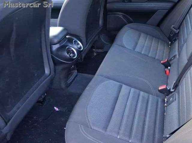 ALFA ROMEO Stelvio usata, con Volante in pelle