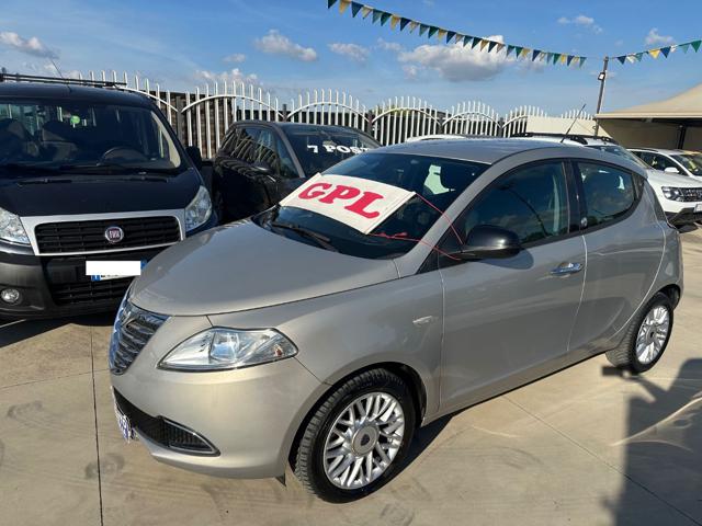 LANCIA Ypsilon usata, con ABS