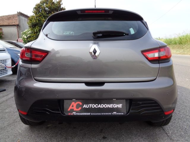 RENAULT Clio usata, con Autoradio