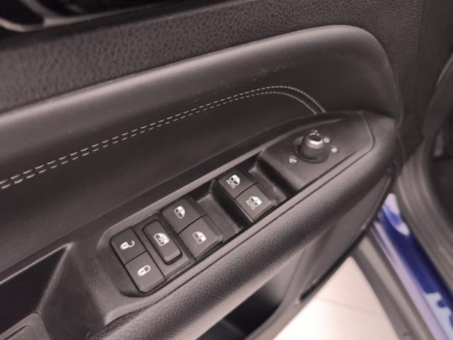 JEEP Compass usata, con Sedile posteriore sdoppiato