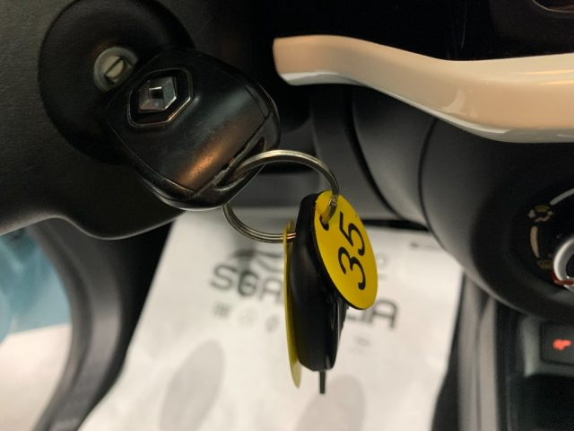 RENAULT Twingo usata, con MP3