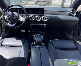 MERCEDES-BENZ CLA 220 usata, con Specchietti laterali elettrici