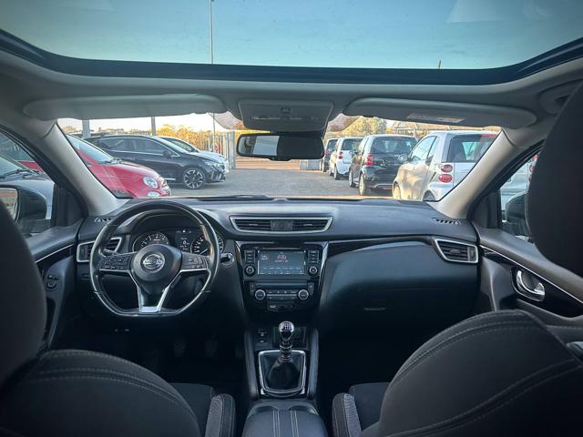 NISSAN Qashqai usata, con Park Distance Control