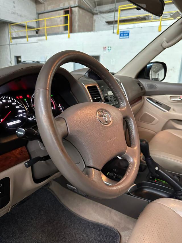 TOYOTA Land Cruiser usata, con Servosterzo