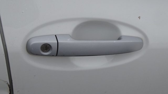 TOYOTA Yaris usata 36